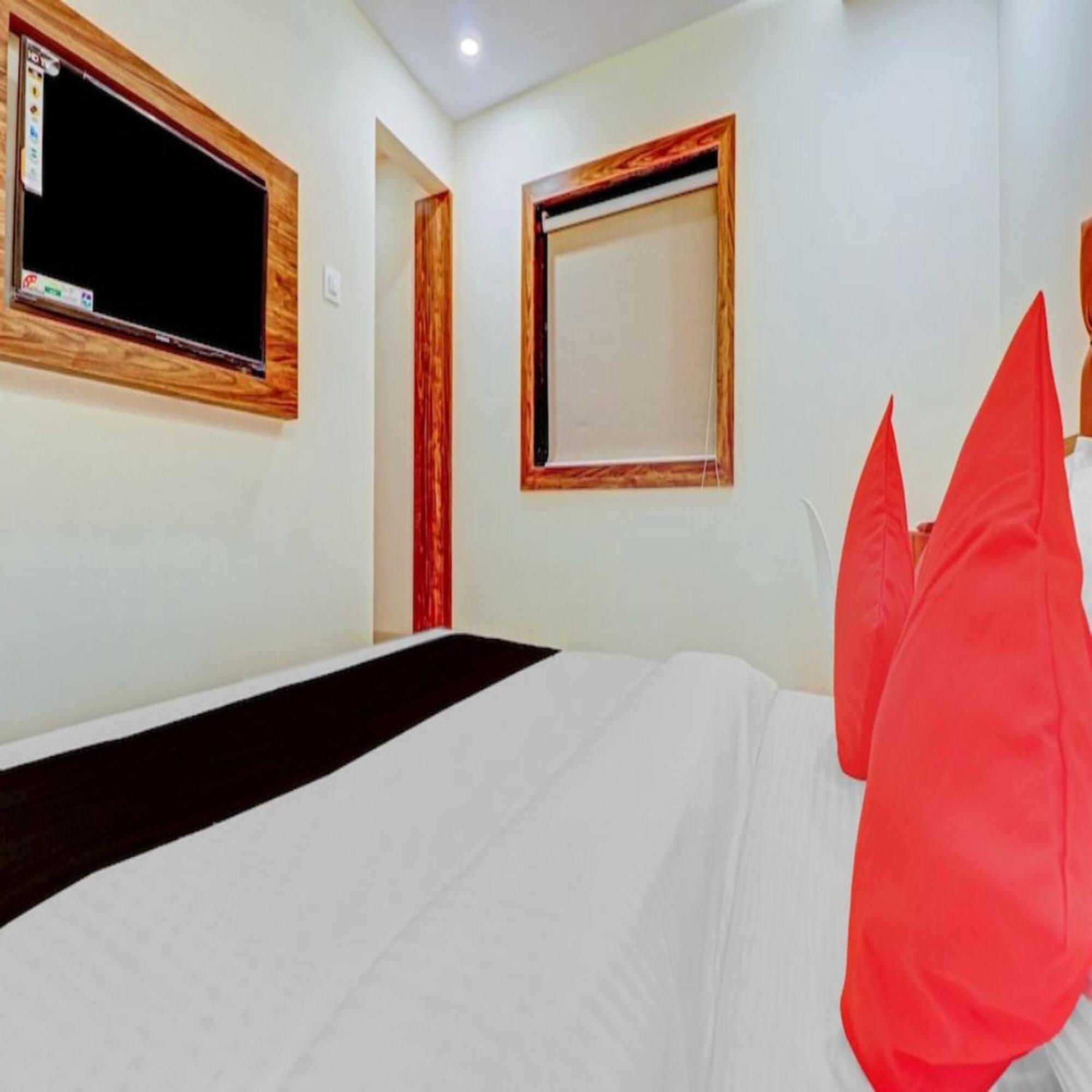 Hotel Elegant - Mohammed Ali Road Bombaj Exteriér fotografie