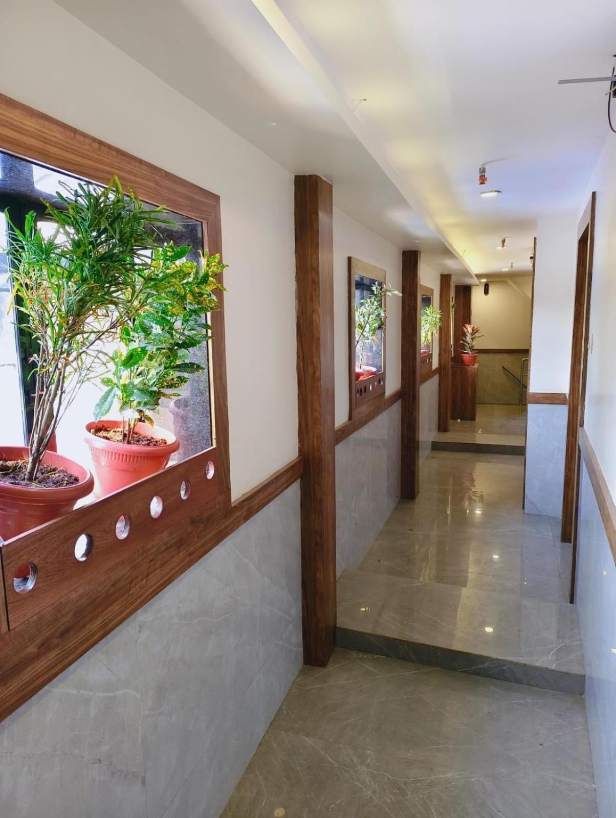 Hotel Elegant - Mohammed Ali Road Bombaj Exteriér fotografie