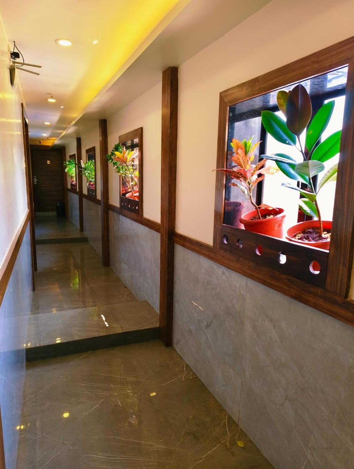 Hotel Elegant - Mohammed Ali Road Bombaj Exteriér fotografie